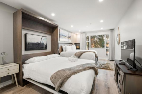 Ski In & Out, Heart of Upper Village, Pool & Hot Tub